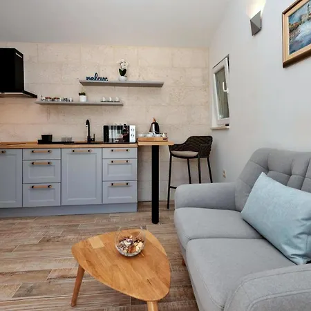 Сasa de vacaciones Gorgeous In With Heated Swimming Pool *