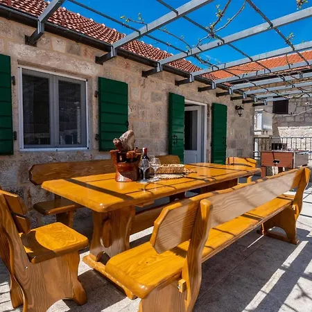 Gorgeous In With Heated Swimming Pool * Slivno (Split-Dalmatia)