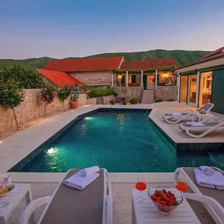 Gorgeous In With Sauna 度假居