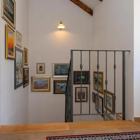 Gorgeous In With Sauna 度假居