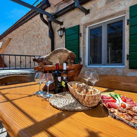 Gorgeous In With Sauna