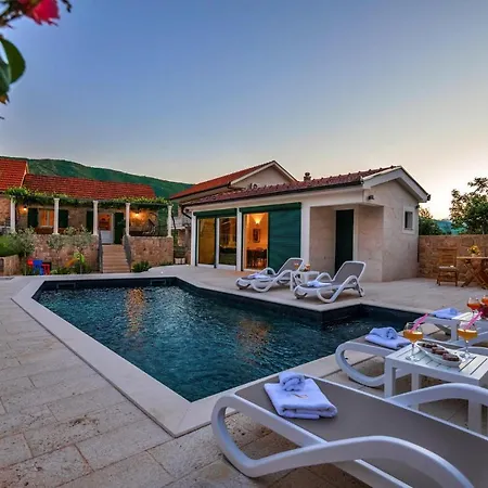 Gorgeous In With Sauna * Slivno (Split-Dalmatia)