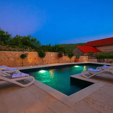 度假居 Gorgeous In With Sauna