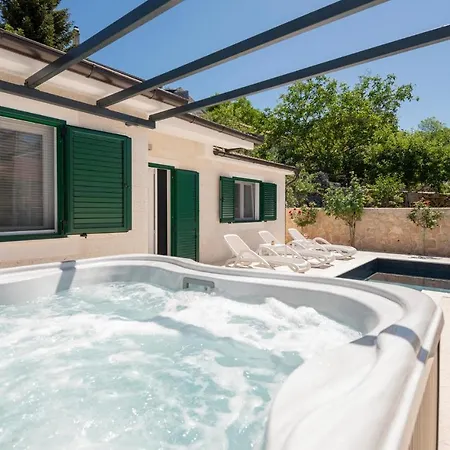 Gorgeous In With Sauna 度假居